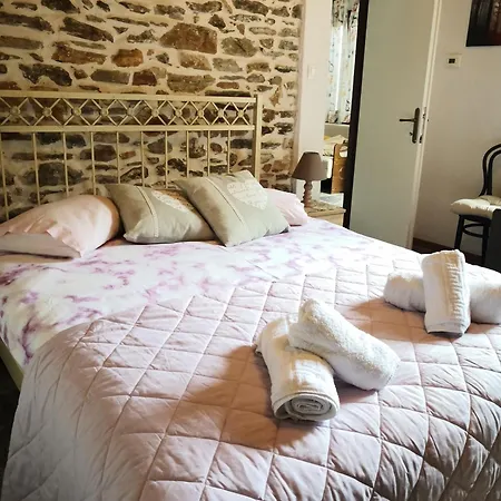 Effrosini Stonehouse Center * ポルタリア