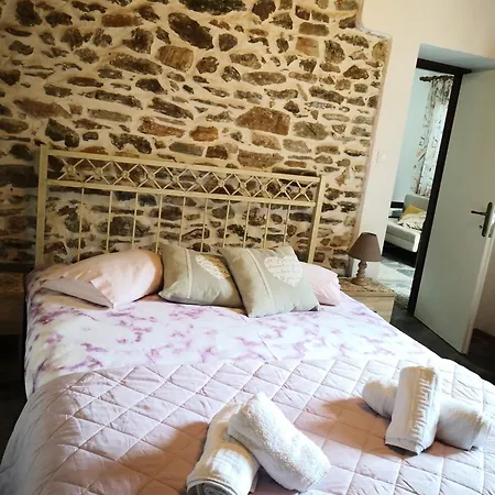 Effrosini Stonehouse Center * ポルタリア